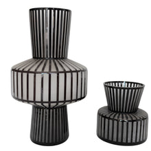 Load image into Gallery viewer, Geometric Vases (set of 2)
