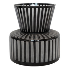Load image into Gallery viewer, Geometric Vases (set of 2)
