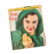 Load image into Gallery viewer, True Story Magazine- Girl with Ducks
