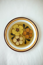 Load image into Gallery viewer, Vintage 70's Plate
