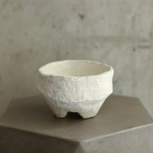 Load image into Gallery viewer, Small Paper Mache Bowls

