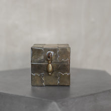 Load image into Gallery viewer, Antique Bronze Box
