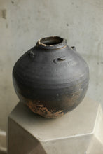 Load image into Gallery viewer, Antique Black Pottery Vase
